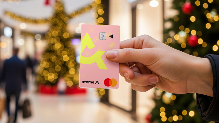 Celebrate Christmas Shopping with Atome Card