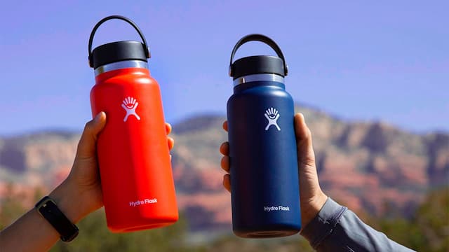 Say goodbye to traditional tumbler cups with Hydro Flask tumbler!