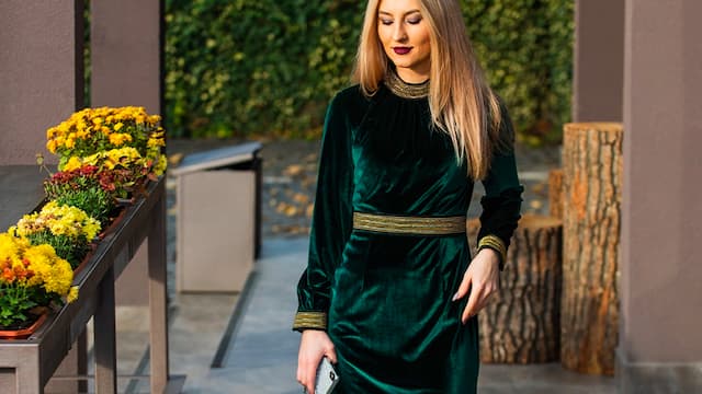 How to wear velvet in tropical weather for that luxe look